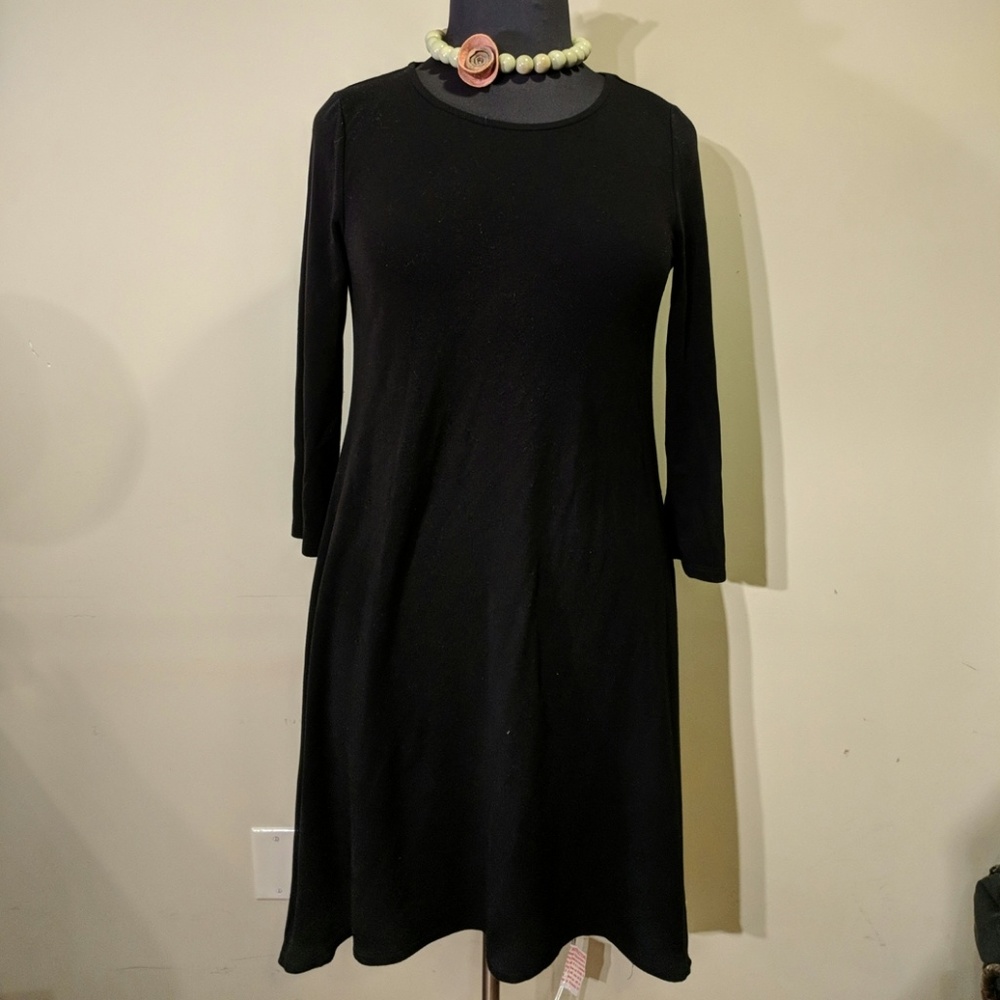 Black stretchy basic dress